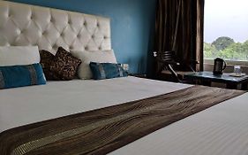 Hotel Mourya